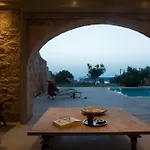 Pyleanblue Villa