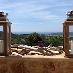 Pyleanblue Villa