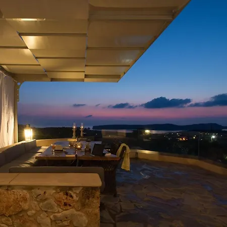 Pyleanblue Villa *